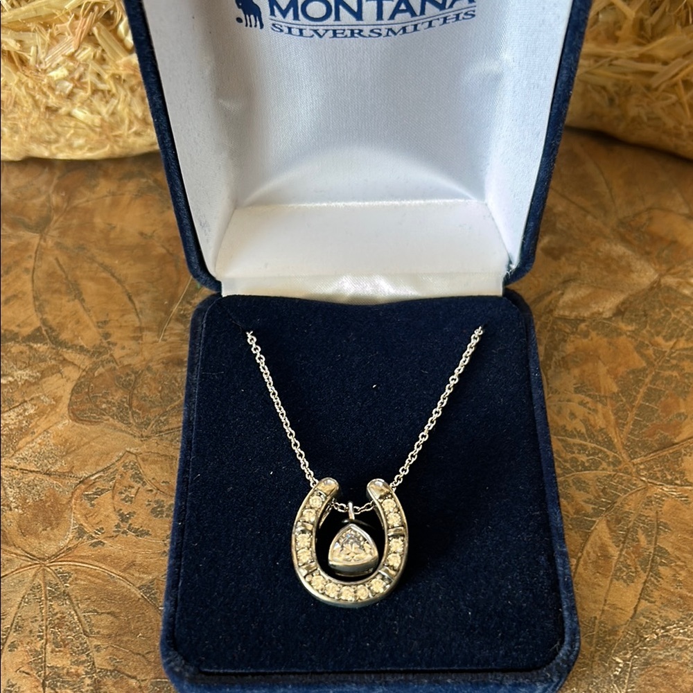 Montana Silversmiths Silver Dancing With Trillions Horseshoe Necklace